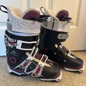 Salomon QST Pro 110 Ski Boots